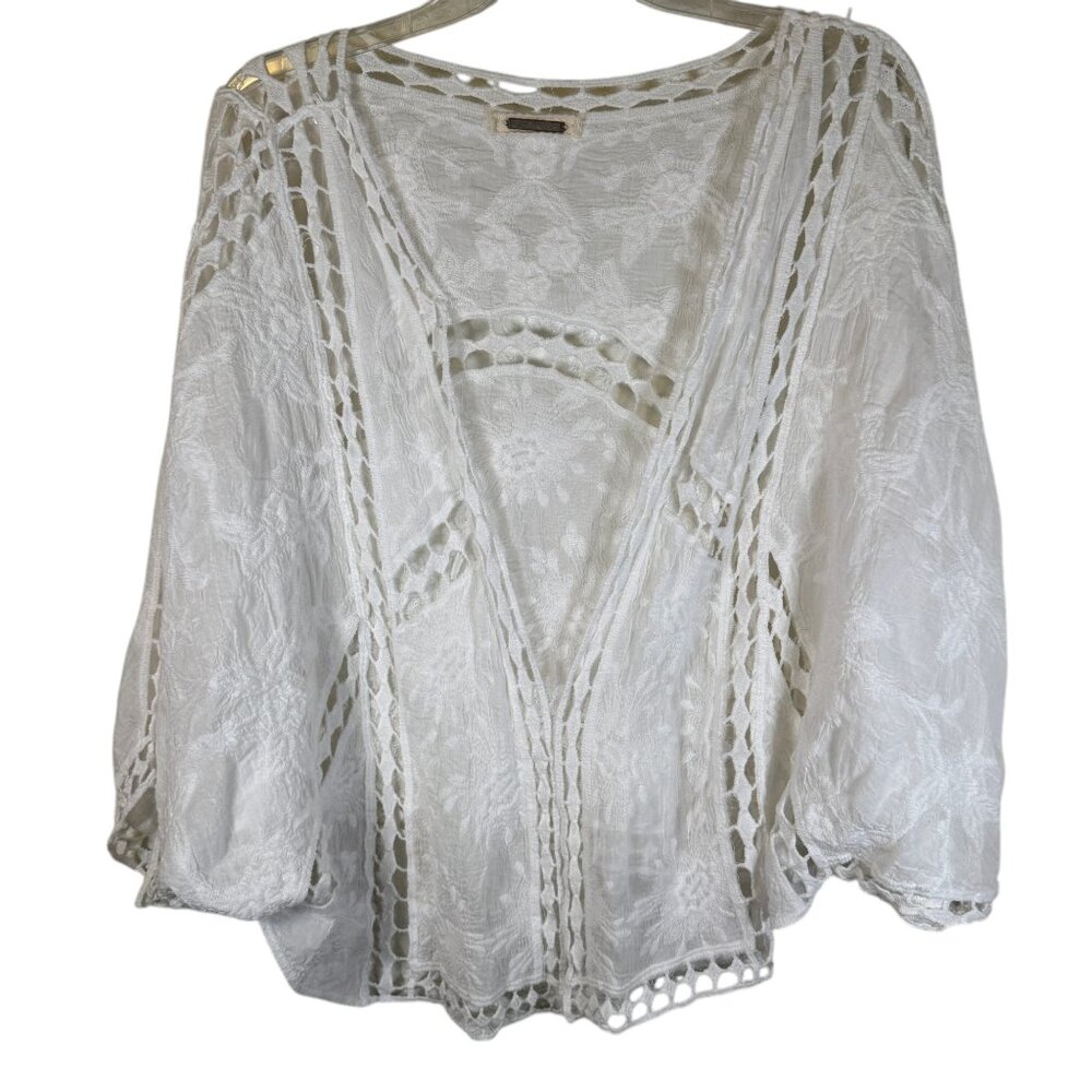 Amber Shu Embroidered Lace Kimono Style Top- Womens Size L